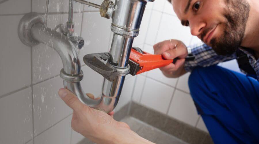 Professional same day plumber services in Lyndon, KS